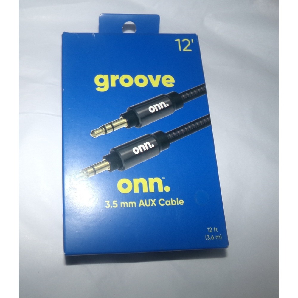 onn. Groove 3.5 mm AUX Cable 12 ft Gold Plated Braided Audio Cord Black